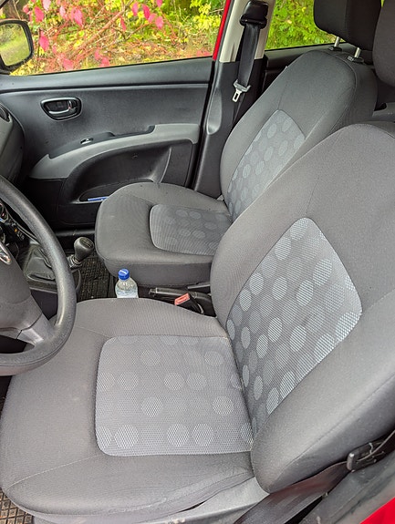 Hyundai i10 14 of 16