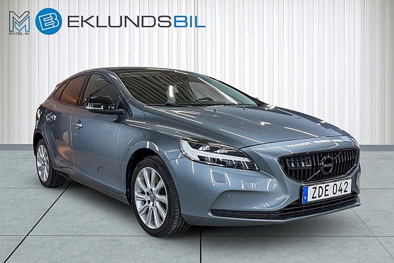 Volvo V40 7 of 20