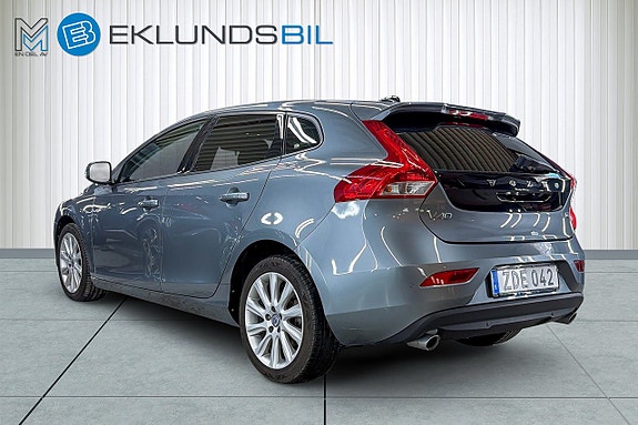 Volvo V40 4 of 20