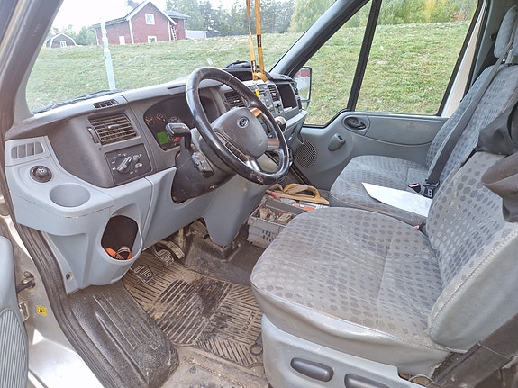 Ford Transit 5 of 6