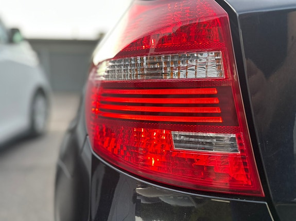 BMW 120d 10 of 11