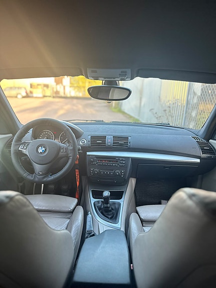 BMW 120d 9 of 11
