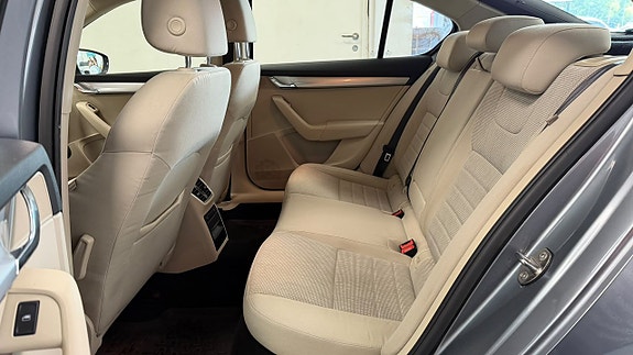 Skoda Octavia 15 of 17