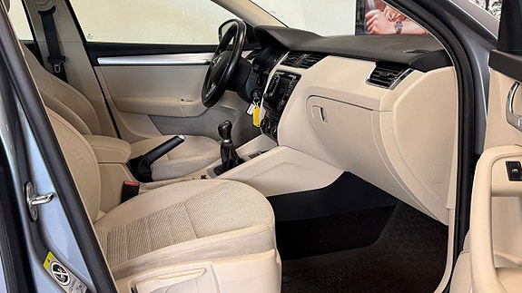 Skoda Octavia 13 of 17