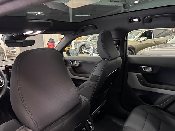 Polestar 2 8 of 17