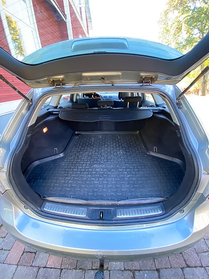 Toyota Avensis 9 of 12