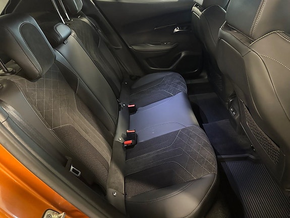 Peugeot 2008 6 of 16