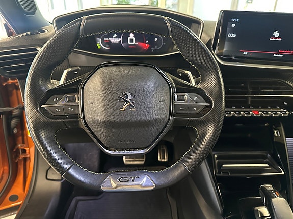 Peugeot 2008 10 of 16