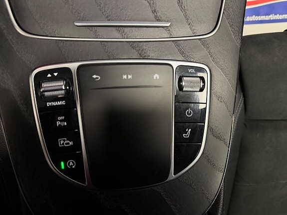 Mercedes-Benz E220 18 of 21