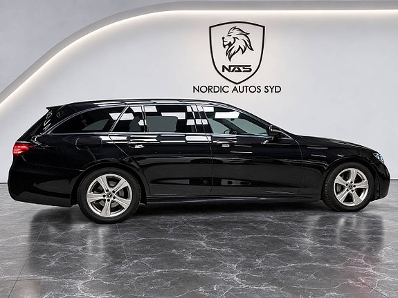 Mercedes-Benz E220 7 of 21