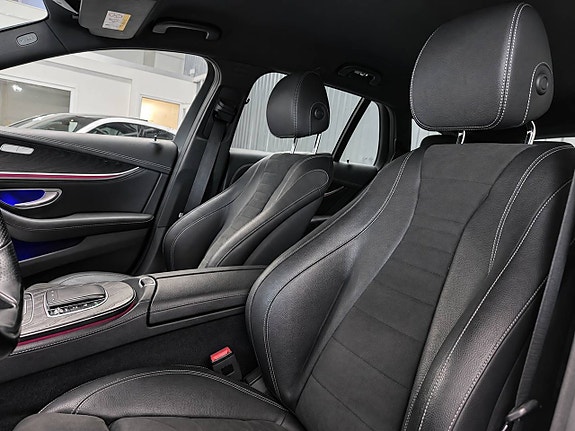 Mercedes-Benz E220 15 of 21