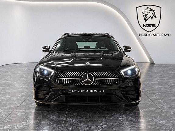 Mercedes-Benz E220 9 of 21