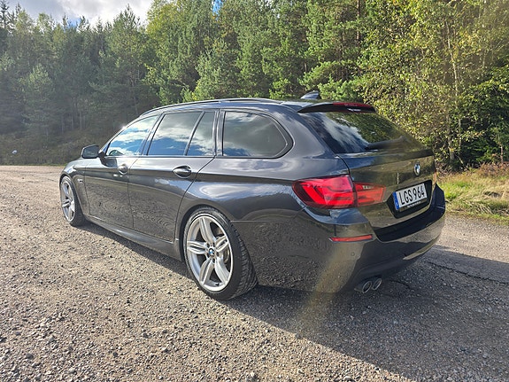 BMW 520d 4 of 8