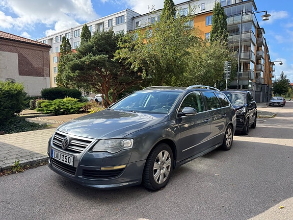 Volkswagen Passat 6 of 12