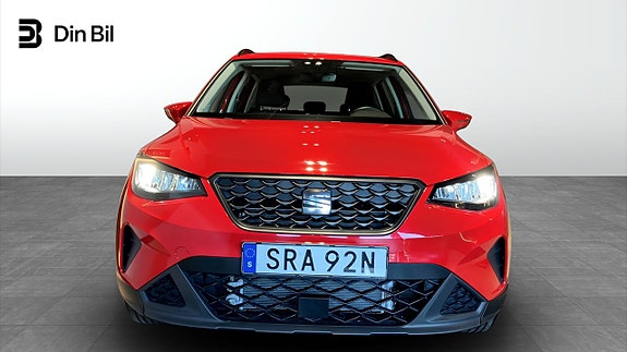 Seat Arona 4 of 12