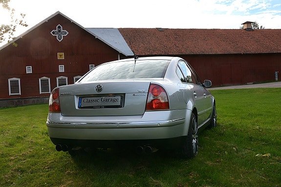 Volkswagen Passat 7 of 21
