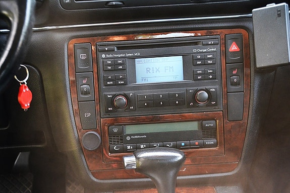 Volkswagen Passat 14 of 21