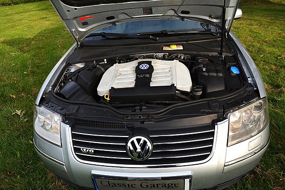 Volkswagen Passat 18 of 21