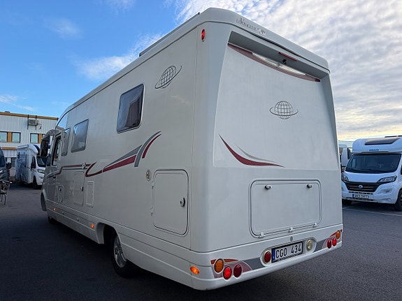 Le Voyageur LX850 Mercedes (184HK AUT) Queensbed! ALDE! Hydrauliska stödben! Golvvärme! Nyservad! Solcell! Parabol! 21 of 23