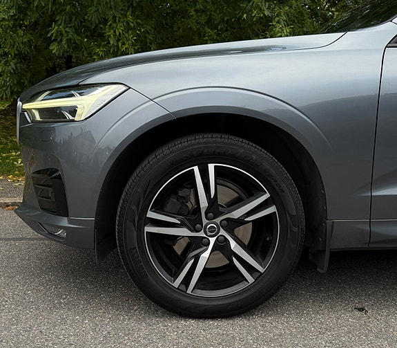Volvo XC60 12 of 12