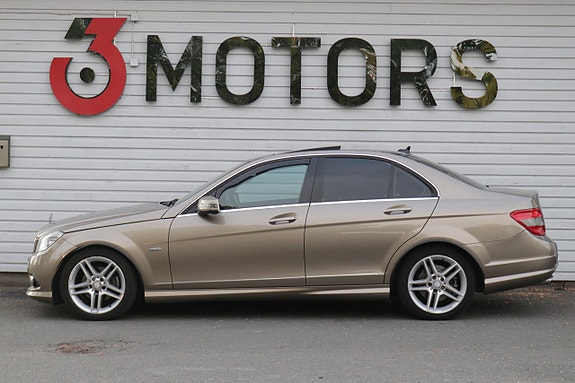 Mercedes-Benz C220 3 of 16