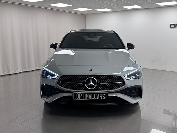 Mercedes-Benz CLA250 e 9 of 18