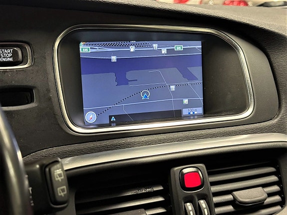 Volvo V40 21 of 22