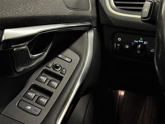 Volvo V40 22 of 22