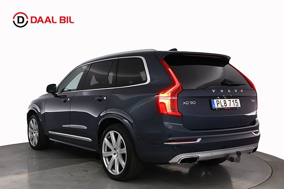 Volvo XC90 8 of 30