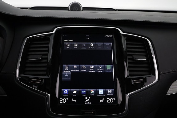 Volvo XC90 22 of 30