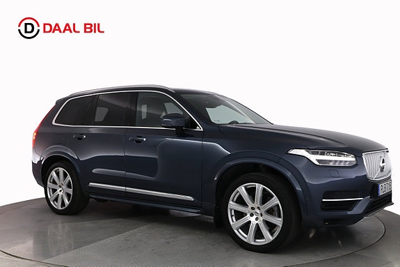 Volvo XC90 4 of 30
