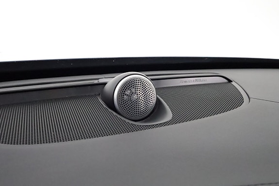 Volvo XC90 28 of 30