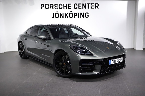 Porsche Panamera 4 7 of 25