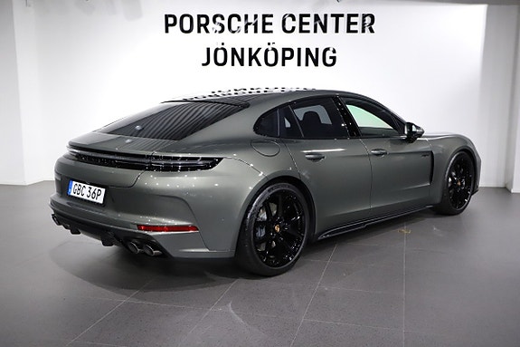 Porsche Panamera 4 5 of 25