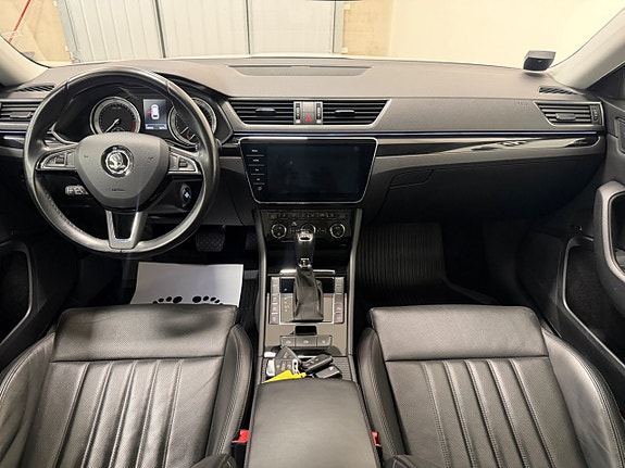 Skoda Superb 15 of 30