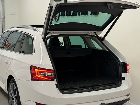 Skoda Superb 27 of 30