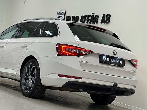 Skoda Superb 30 of 30