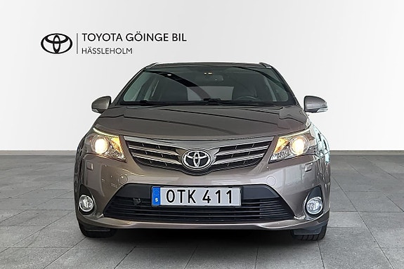 Toyota Avensis 5 of 18