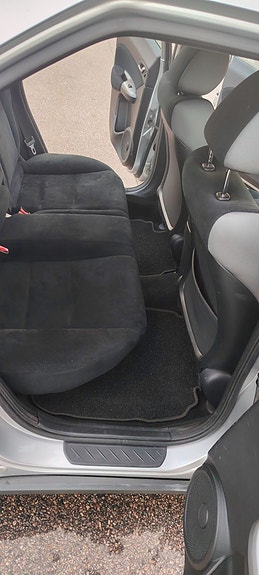 Honda Civic 10 of 13
