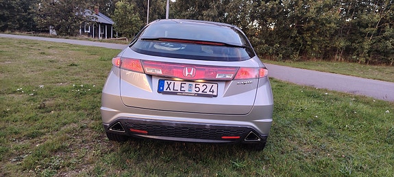 Honda Civic 7 of 13