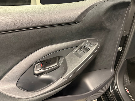 Toyota Yaris 10 of 19