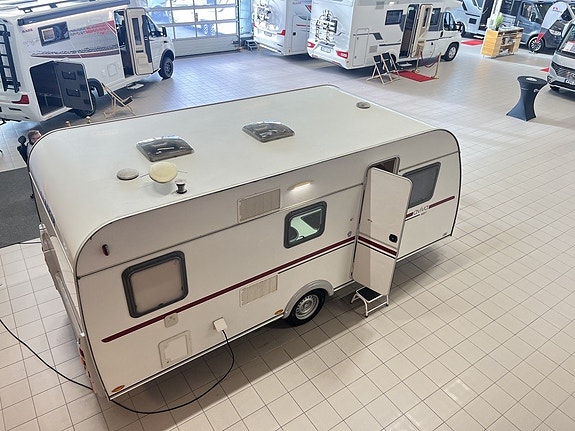 Adria AVIVA 512 PT (TRUMA+Tält+1 300 kg+Barnkammare) 5 of 13