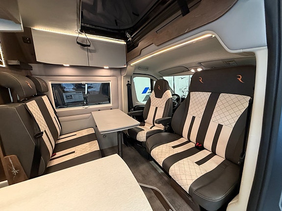 Robeta Helios 180HK AUT (5 bältad & 6 sovplatser!) 3500kg! Skyloft! Adaptiv farthållare! Vinteranpassad! Endast 5,99m! 2 of 24