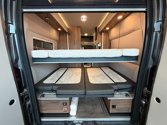 Robeta Helios 180HK AUT (5 bältad & 6 sovplatser!) 3500kg! Skyloft! Adaptiv farthållare! Vinteranpassad! Endast 5,99m! 15 of 24