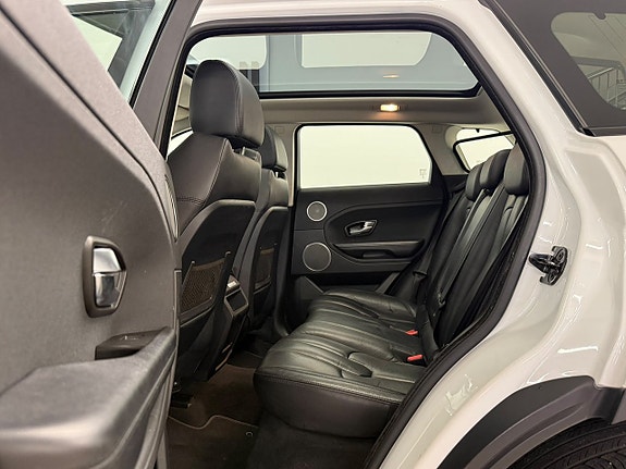 Land Rover Range Rover Evoque 11 of 27