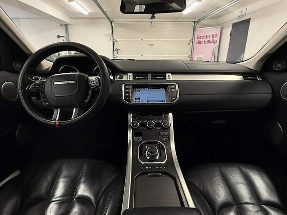 Land Rover Range Rover Evoque 23 of 27