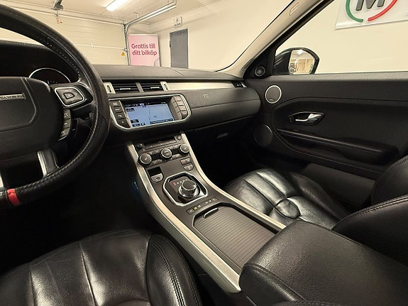 Land Rover Range Rover Evoque 9 of 27