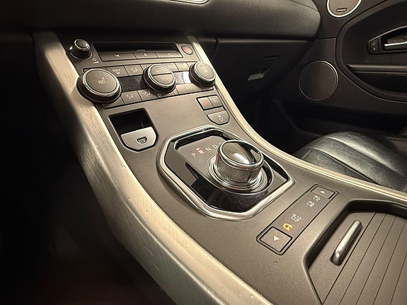 Land Rover Range Rover Evoque 10 of 27