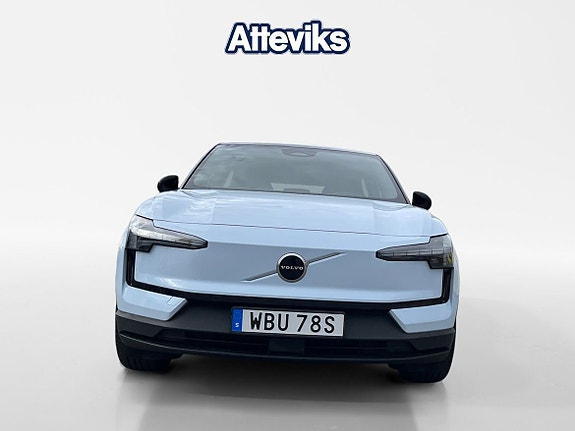 Volvo EX30 8 of 18