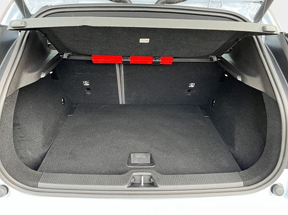 Volvo EX30 15 of 18